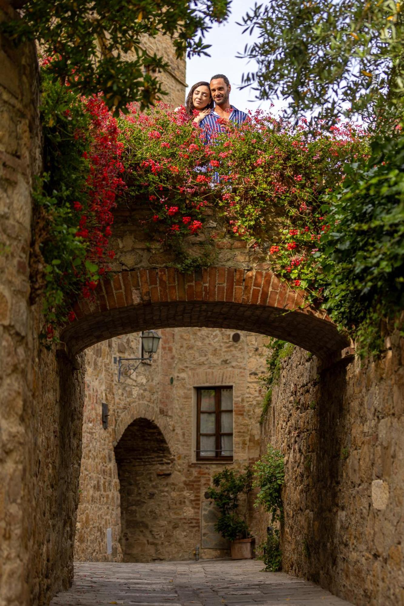 Borgo Medievale San Quirico D'Orcia B&B - Capitano Collection - Albergo Diffuso Exterior photo